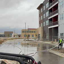 Post-Construction-Parking-Lot-Cleaning-Apartment-Complex 0